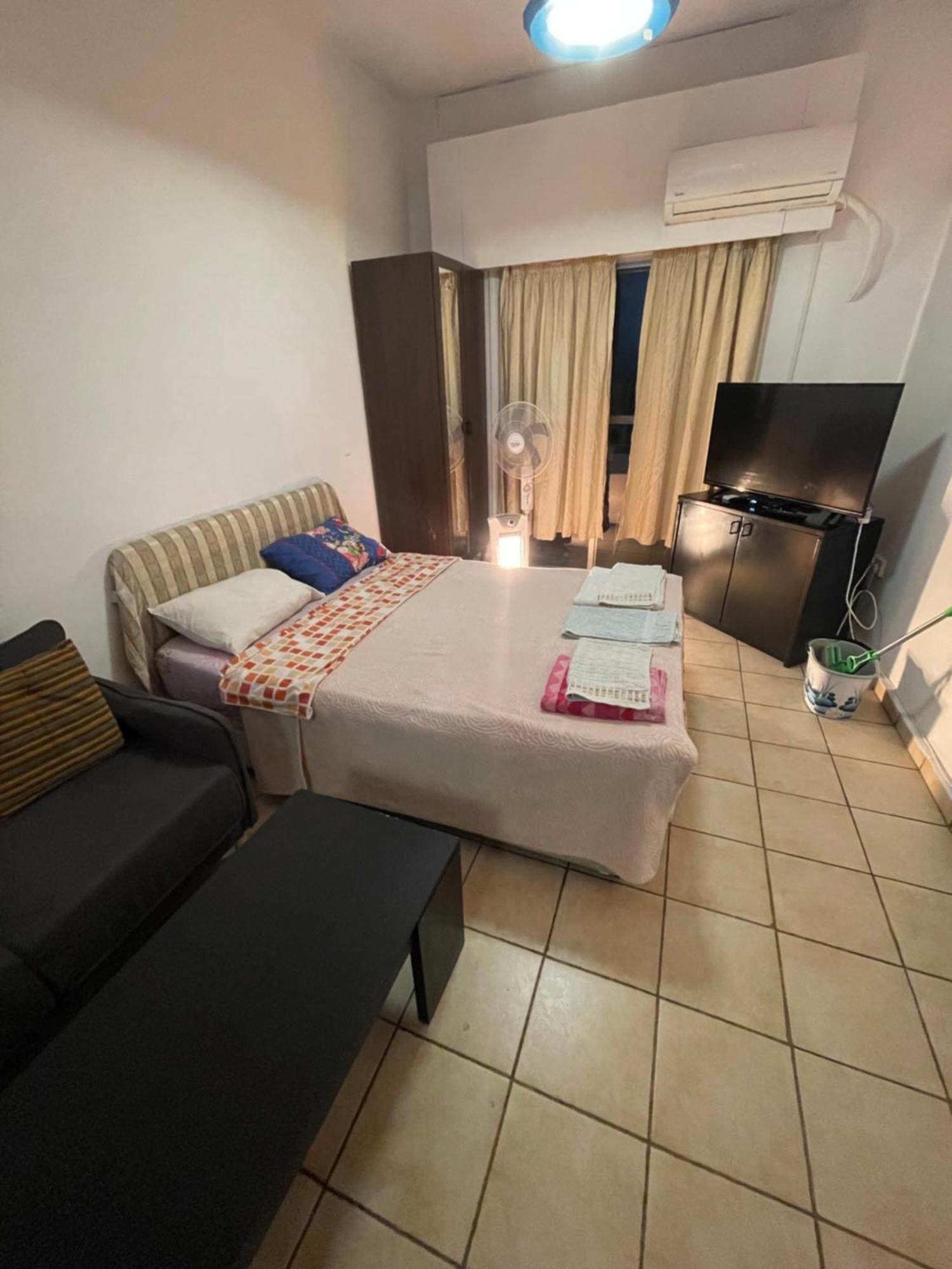 Studio Apartment Larnaca Buitenkant foto