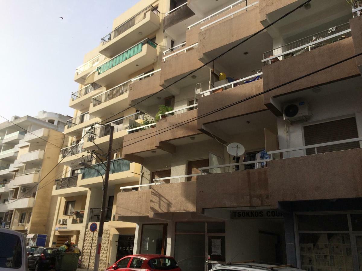Studio Apartment Larnaca Buitenkant foto